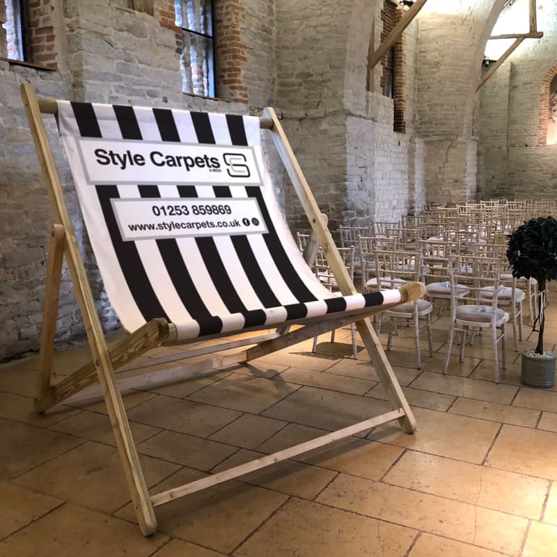 Style branded deckchair design